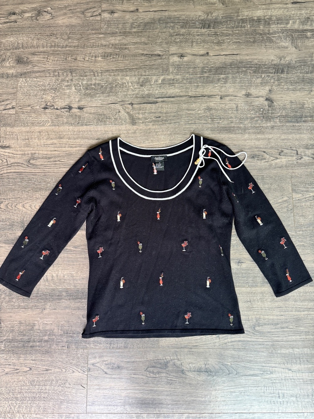 Peck & Peck Black Scoop Neck Sweater with Cocktail Embroidery
